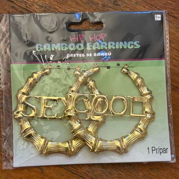 Nwt-Halloween accessories- Hip Hop Bamboo Hoop Earrings - Picture 2 of 2